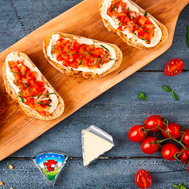 Bruschetta met verse tomaten en basilicum 